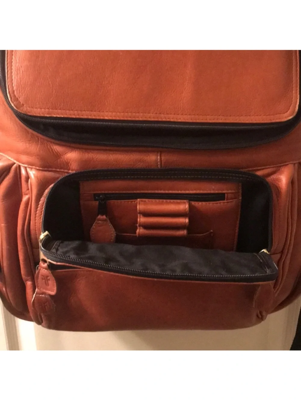 Frye vintage brown leather zippered backpack padded laptop sleeve multi pocket